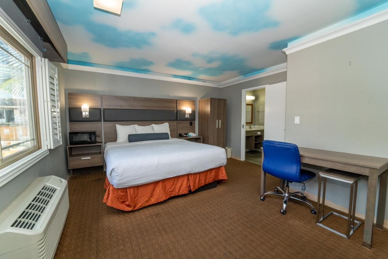 Hollywood Palms & Motel Los Angeles